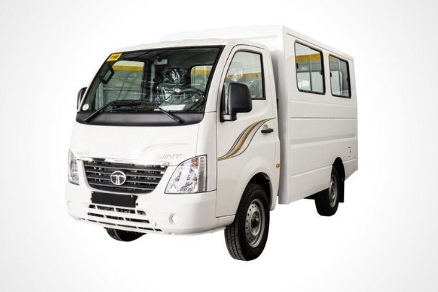 Tata Super Ace front view