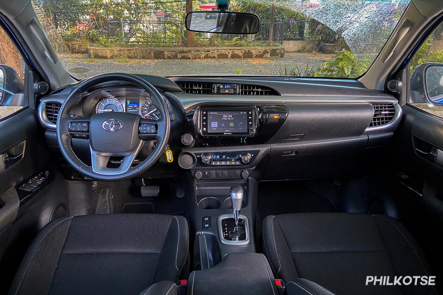 toyota hilux 2022 interior