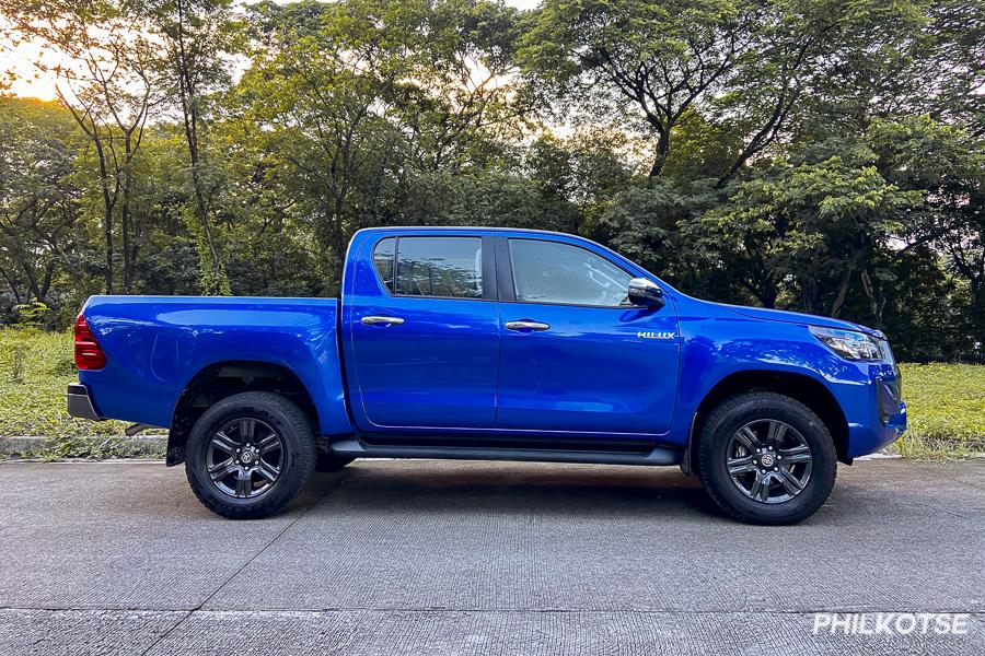 2021 Toyota Hilux G side shot