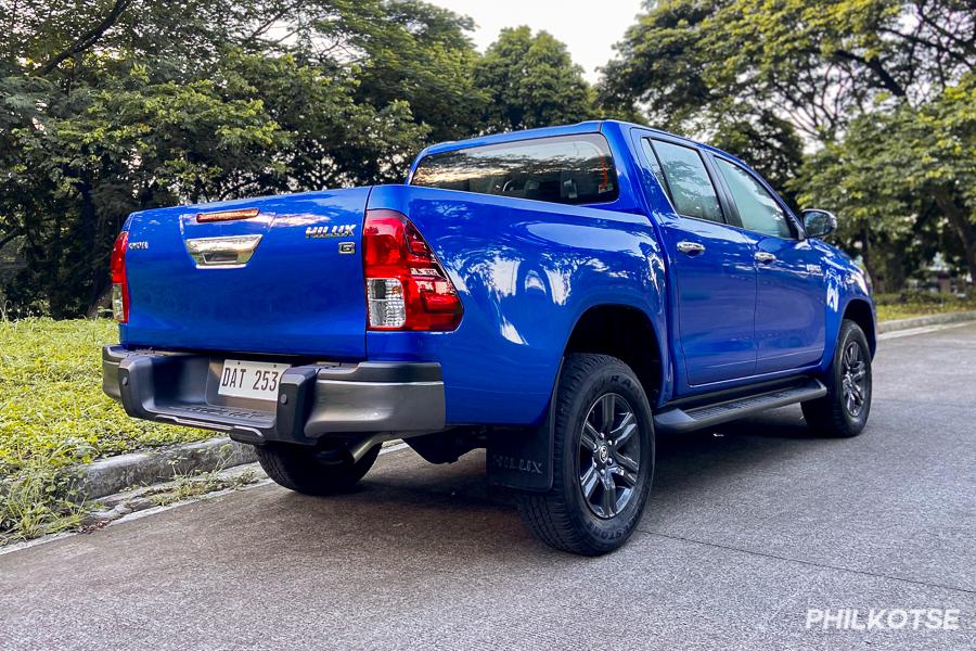 2021 Toyota Hilux G rear shot