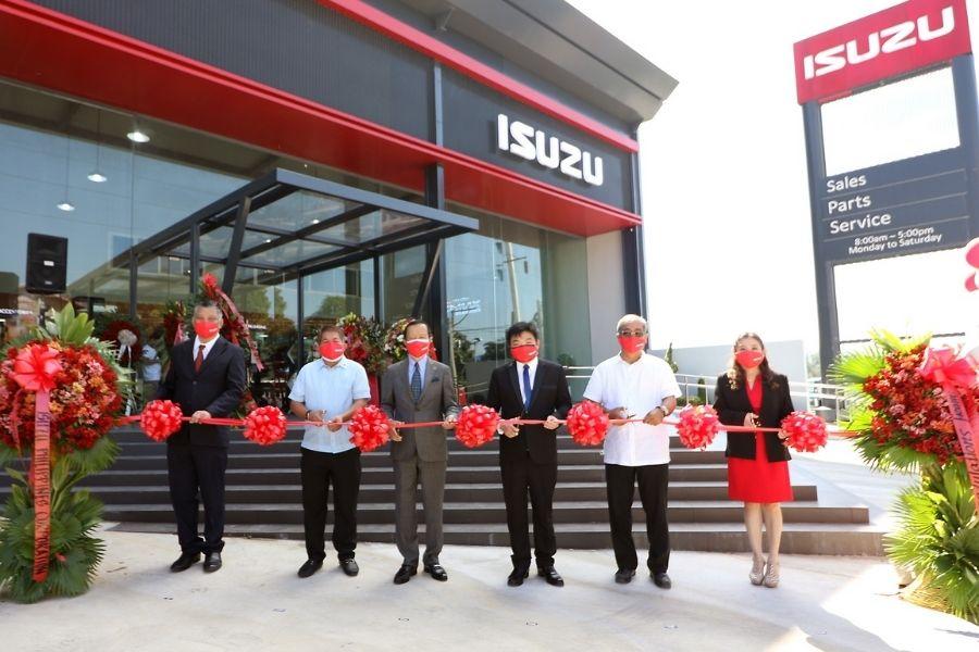 Isuzu PH extends dealer network with new La Union showroom