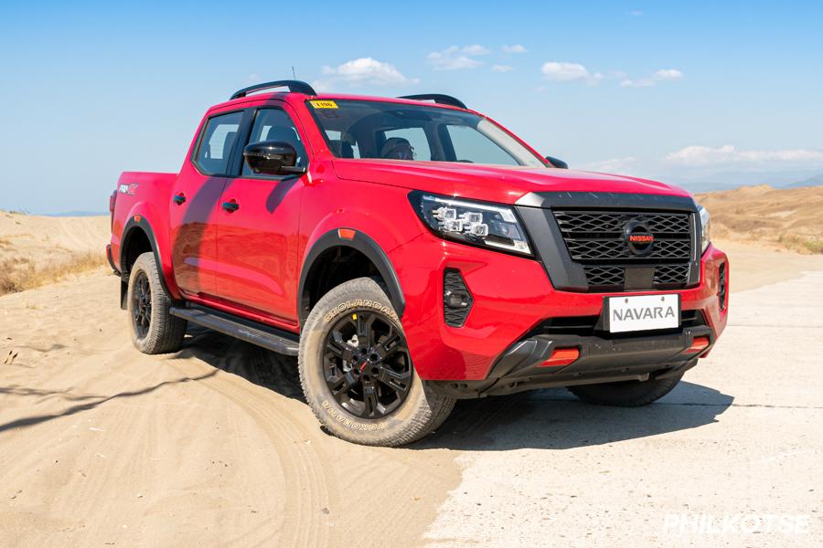 A picture of the Nissan Navara at the Paoay Sand Dunes