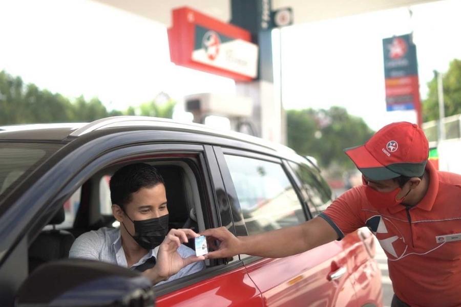 New Suzuki owners get Caltex SavePlus fuel discount card