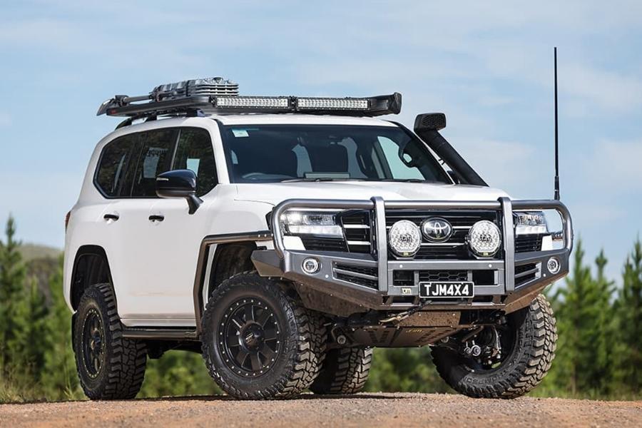Toyota Land Cruiser gets off-road accessories courtesy of TJM, ARB