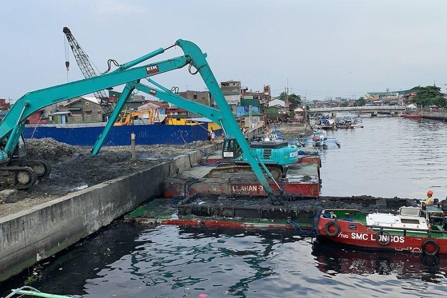 SMC removes over 800,000 tons of waste from Pasig, Tullahan rivers