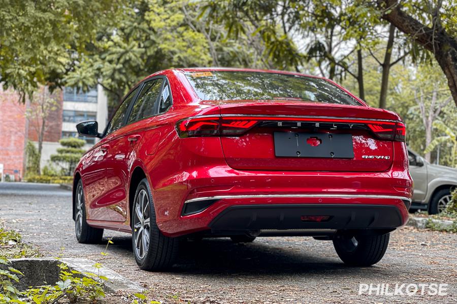 2022 Geely Emgrand rear 