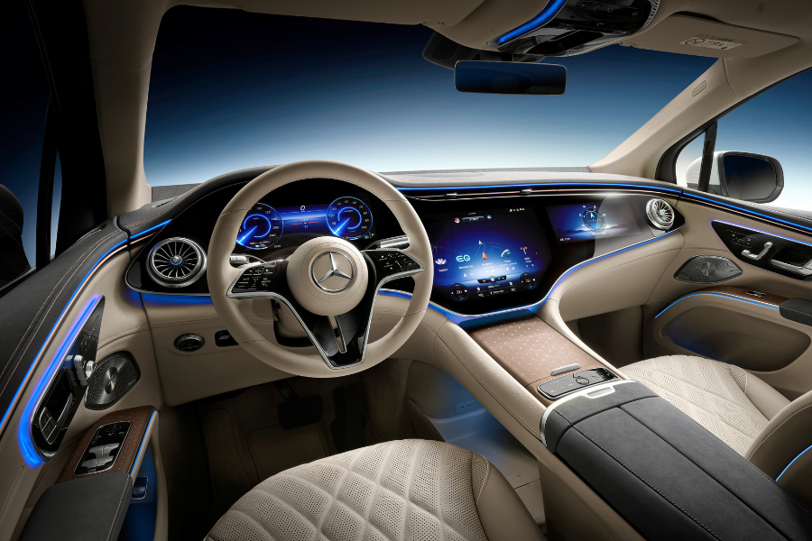Mercedes-Benz EQS front passenger can watch video via 12-inch screen 