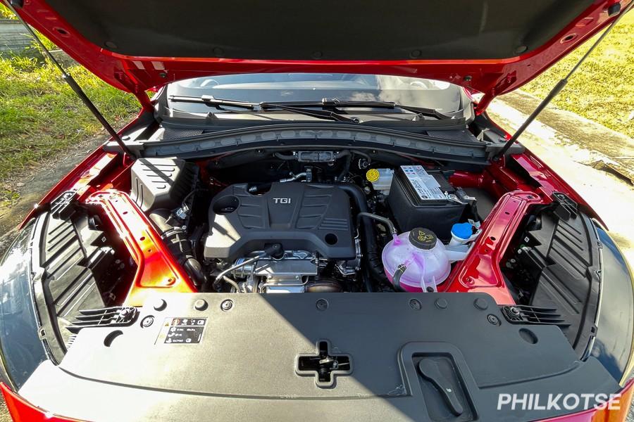 A picture of the MG HS's engine bay.