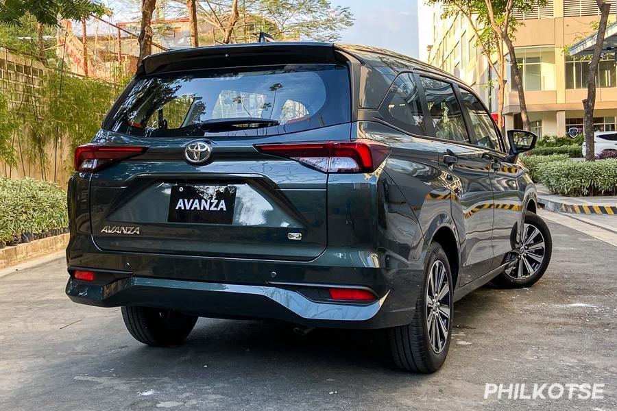 A picture of the Toyota Avanza's rear end