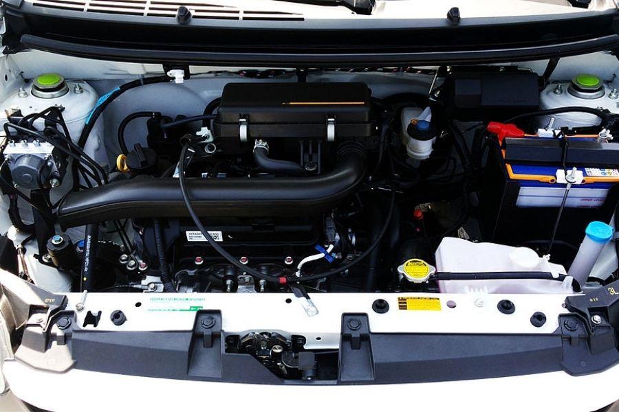 A picture of the Toyota Wigo's engine