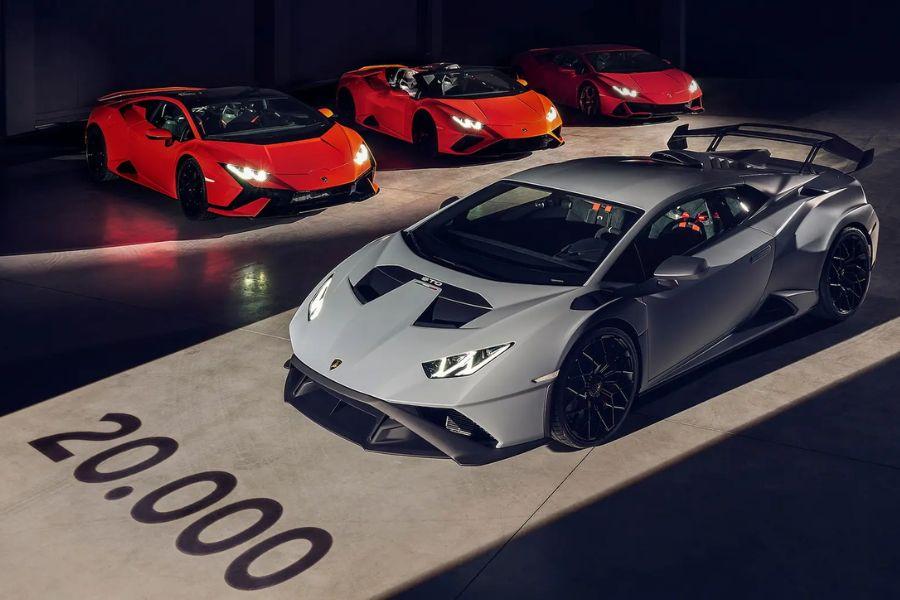 Lamborghini Huracan marks 20,000th production milestone