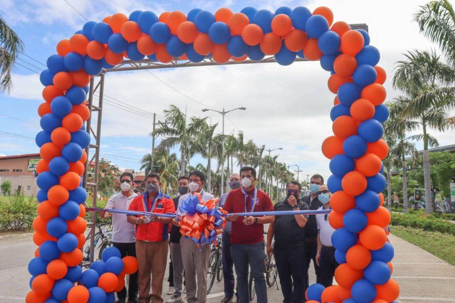 DPWH, DOTr open more bike lanes in Metro Manila