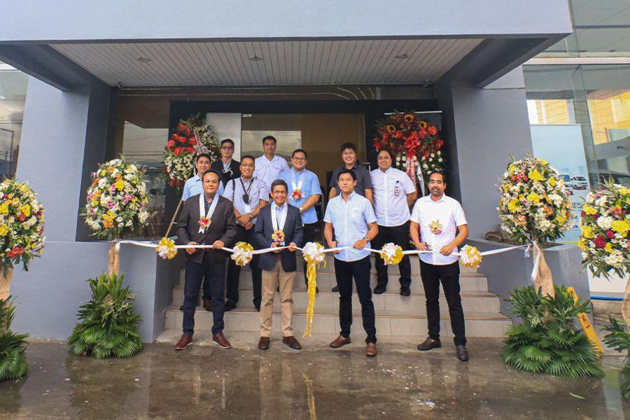 Kia PH, Gateway Group open Batangas outlet with new design language