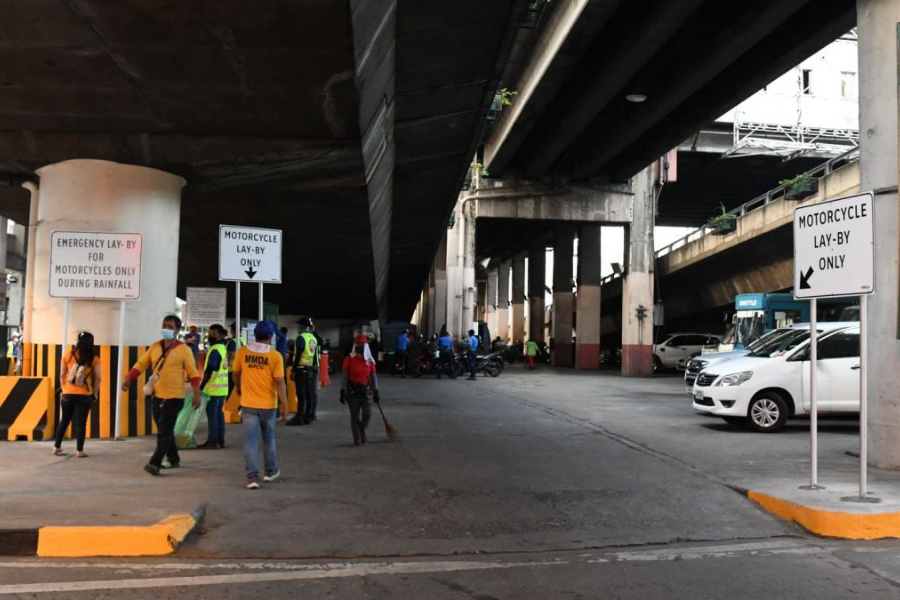 MMDA reminds riders to use motorcycle lay-by areas during rainfall 