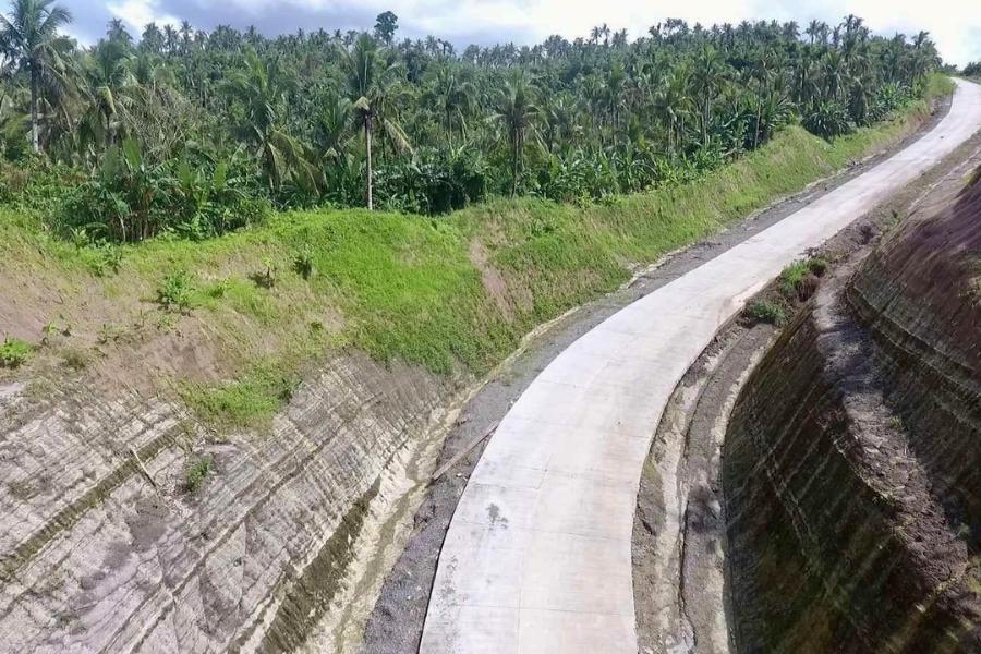 DPWH opens Simora bridge, 8-km road in Northern Samar