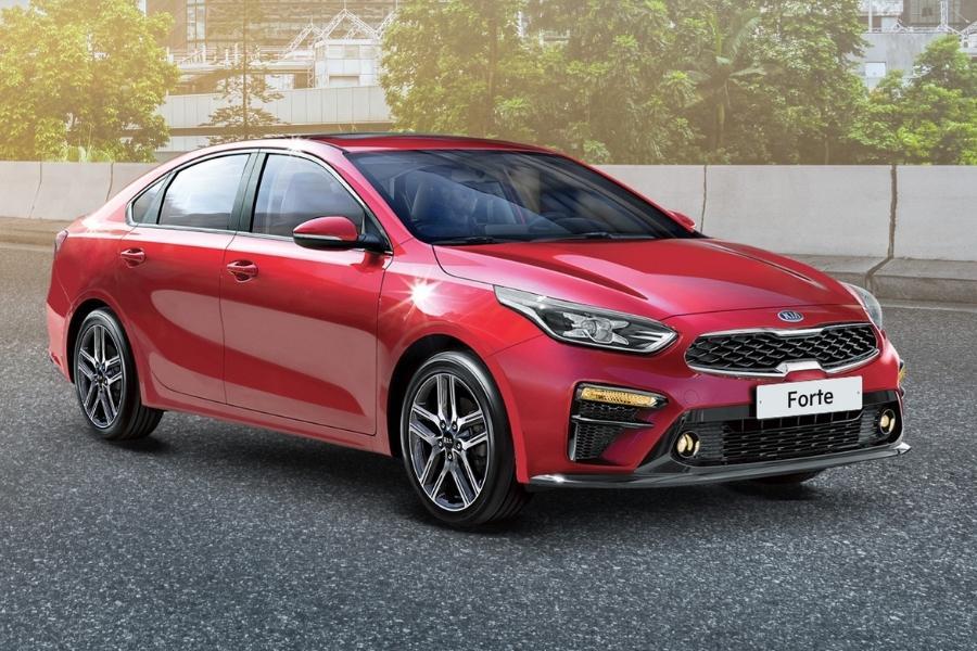 Kia Forte now retails at P869K along with five-year warranty