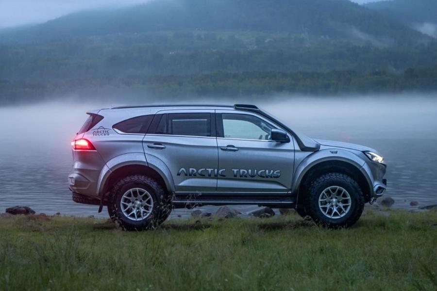 Arctic Trucks does its work on the Mitsubishi Montero Sport