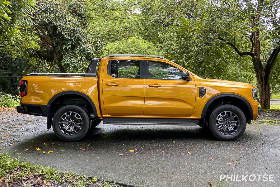 Ford Ranger side view