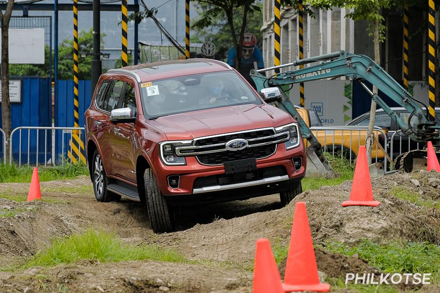 2023 Ford Everest off-road driving