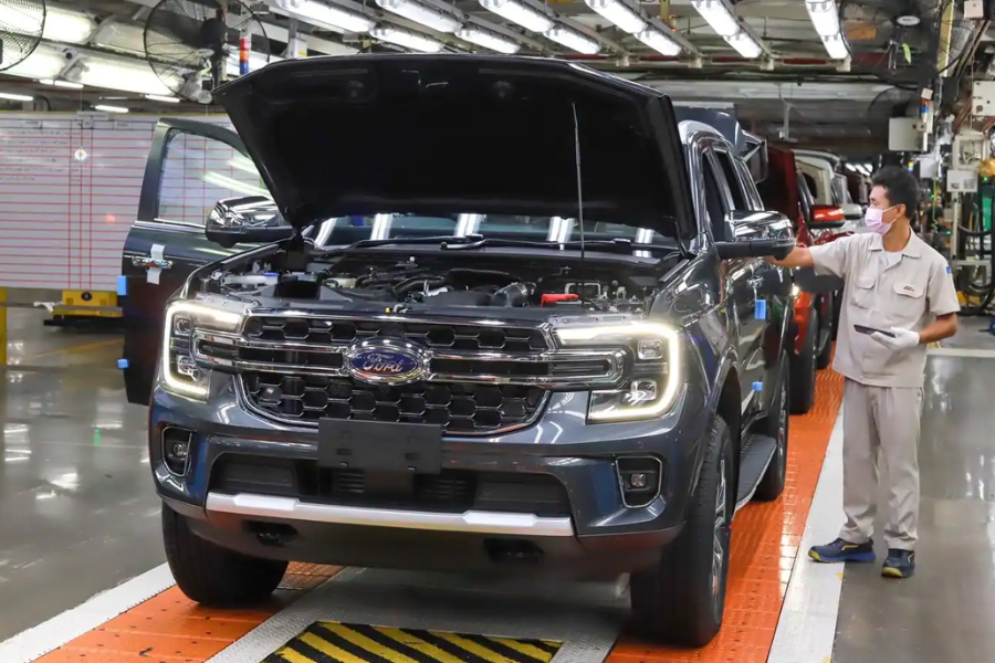 2023 Ford Everest built in TH ready for export to global markets 