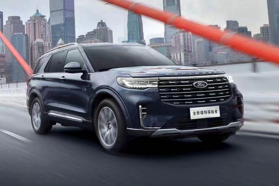 2023 Ford Explorer comes with Everest-like taillights, massive screen