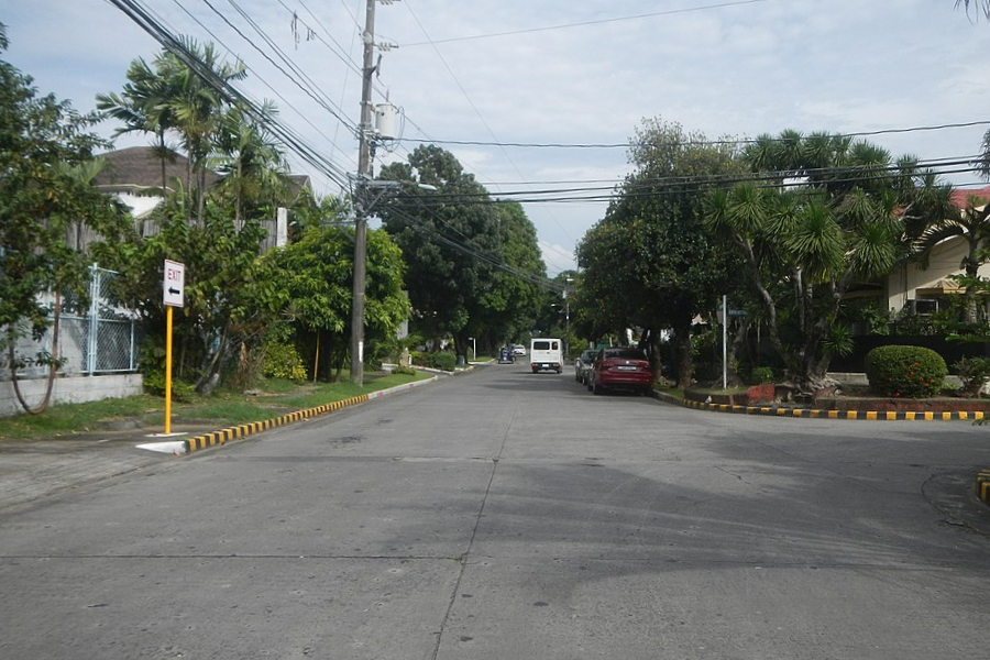 Motorists can now pass through BF Homes in Parañaque      