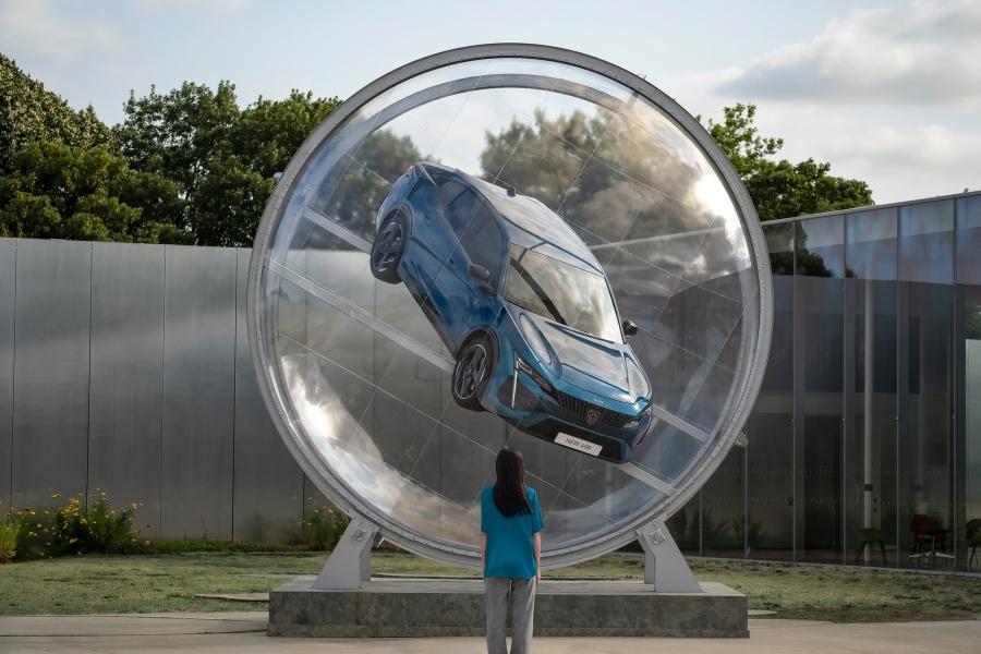 Peugeot showcases 408 Fastback as a museum display in France