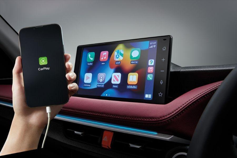 The new 9-inch floating-type touchscreen on the new model