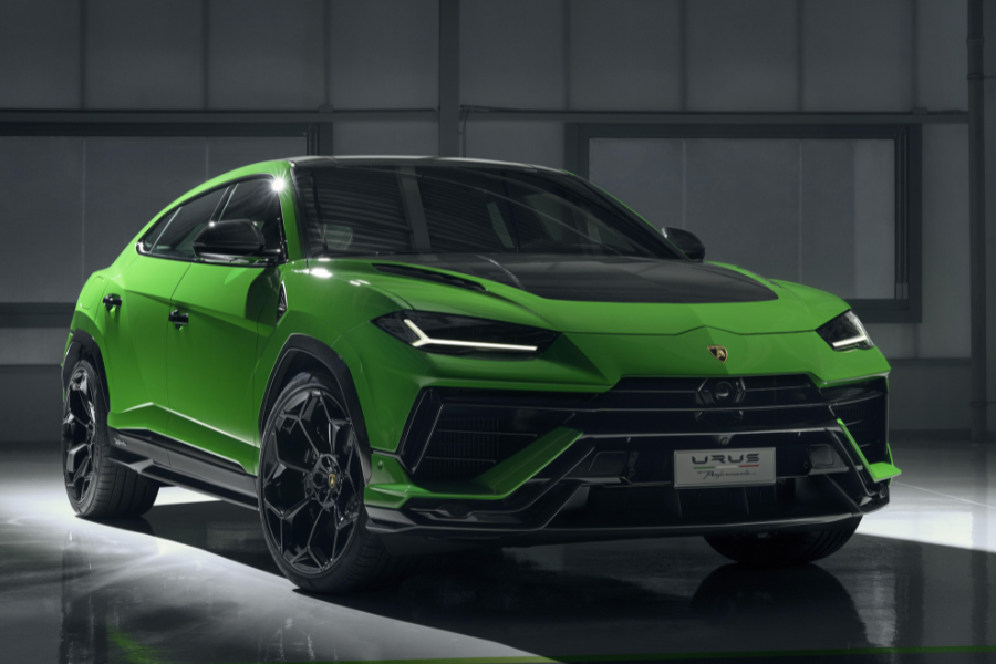 2023 Lamborghini Urus Performante debuts as lighter, quicker SUV