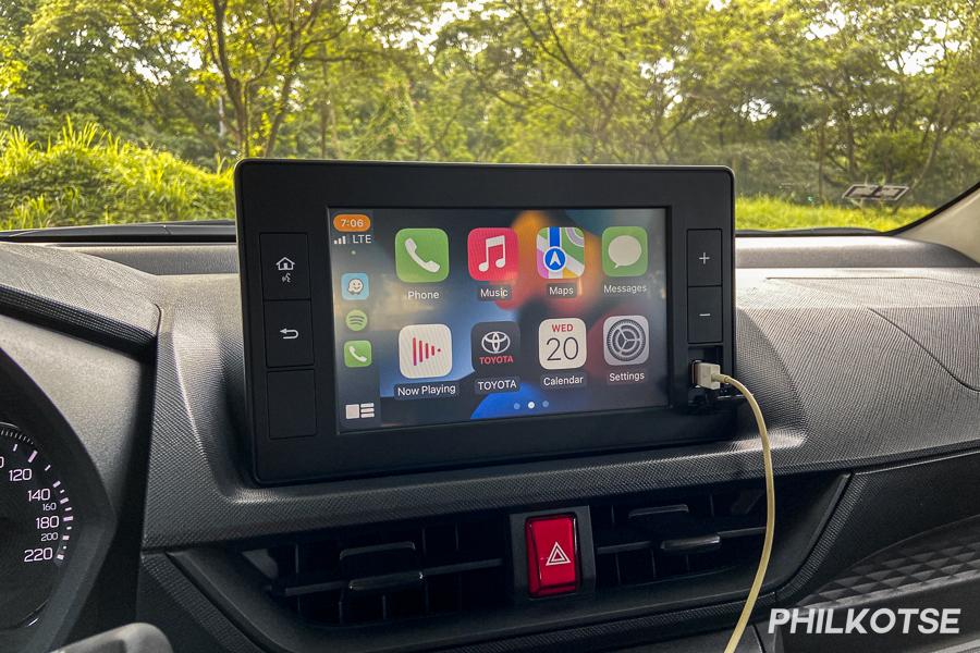 2022 Toyota Avanza infotainment touchscreen with Apple CarPlay