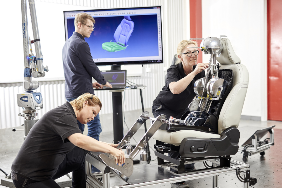 Volvo’s ergonomic seats get endorsement from chiropractic group
