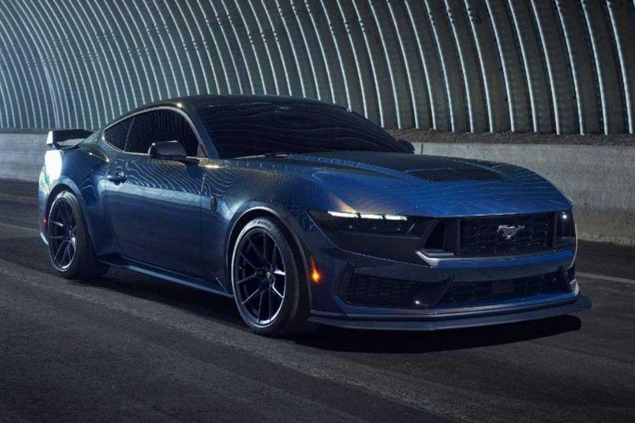 2024 Ford Mustang Dark Horse unleashed as track-oriented trim level   