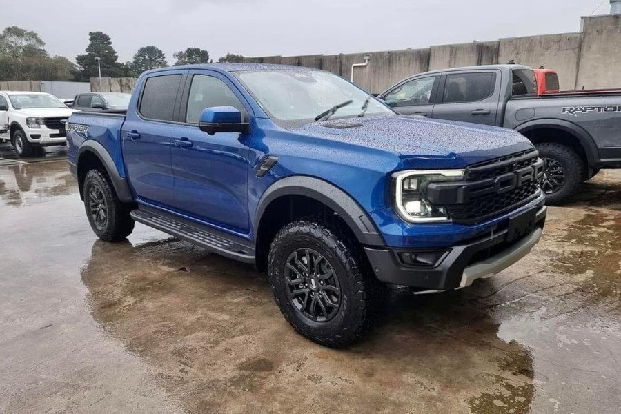 Here are six 2023 Ford Ranger Raptor colors in the metal