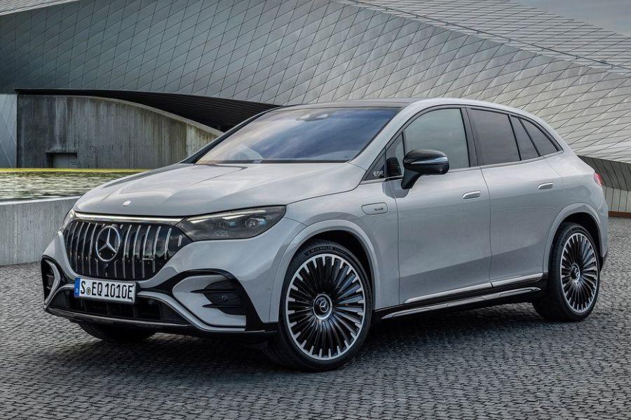 2024 Mercedes-AMG EQE electric performance SUV debuts