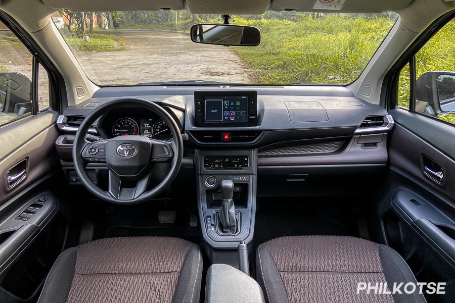 The Toyota Avanza G's cockpit