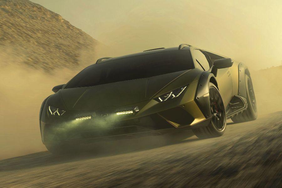 Lamborghini Hurácan Sterrato debuts as brand’s last non-hybrid model