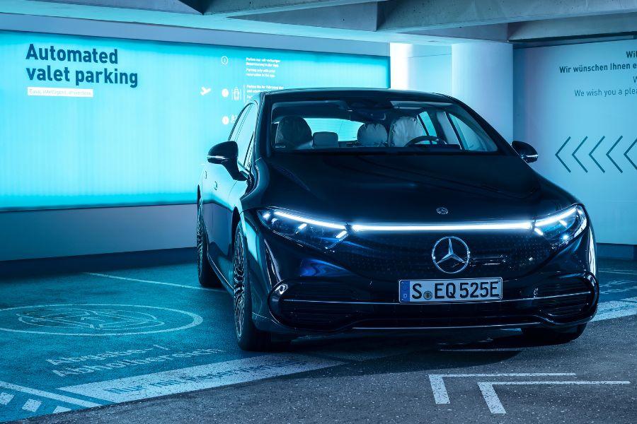 Mercedes-Benz, Bosch driverless parking tech a go for commercial use 