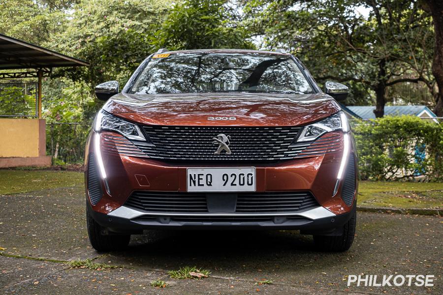 A picture of the front of the Peugeot 3008