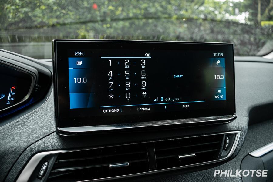 A picture of the Peugeot 3008's touchscreen.