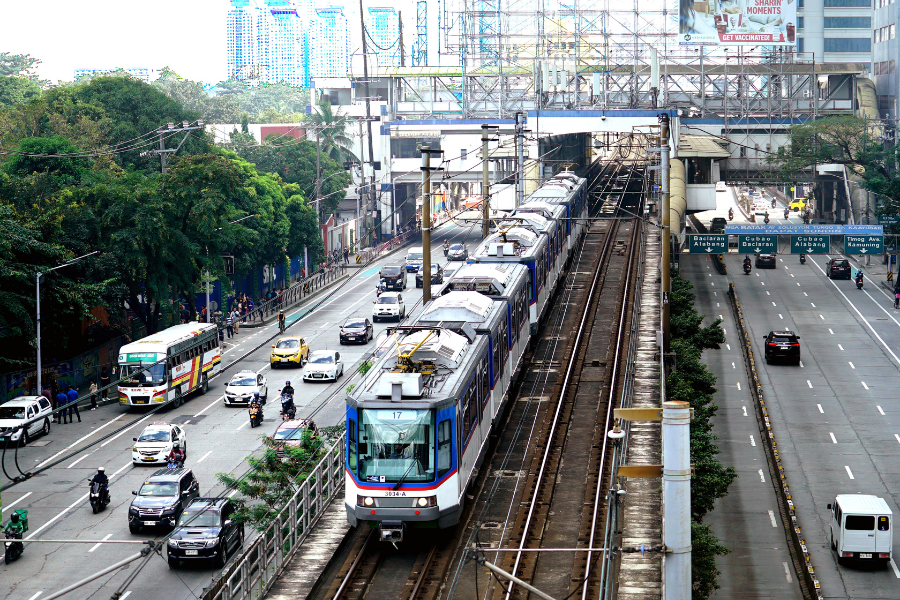 MRT, LRT-2 to offer free rides on Rizal Day
