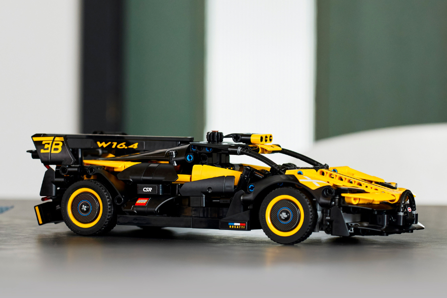Lego Technic Bugatti Bolide officially released 