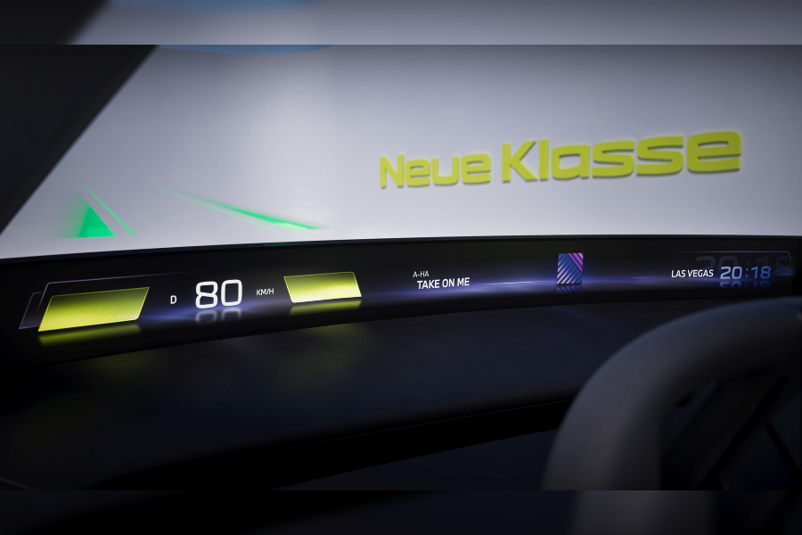 Future BMW EVs will use next-generation head-up display