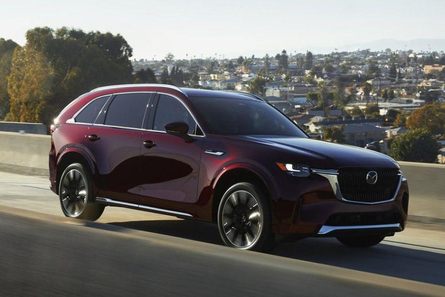 2024 Mazda CX90 debuts as brand’s largest SUV with hybrid power