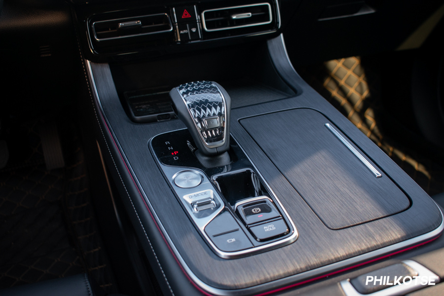 GS8 shifter, center console