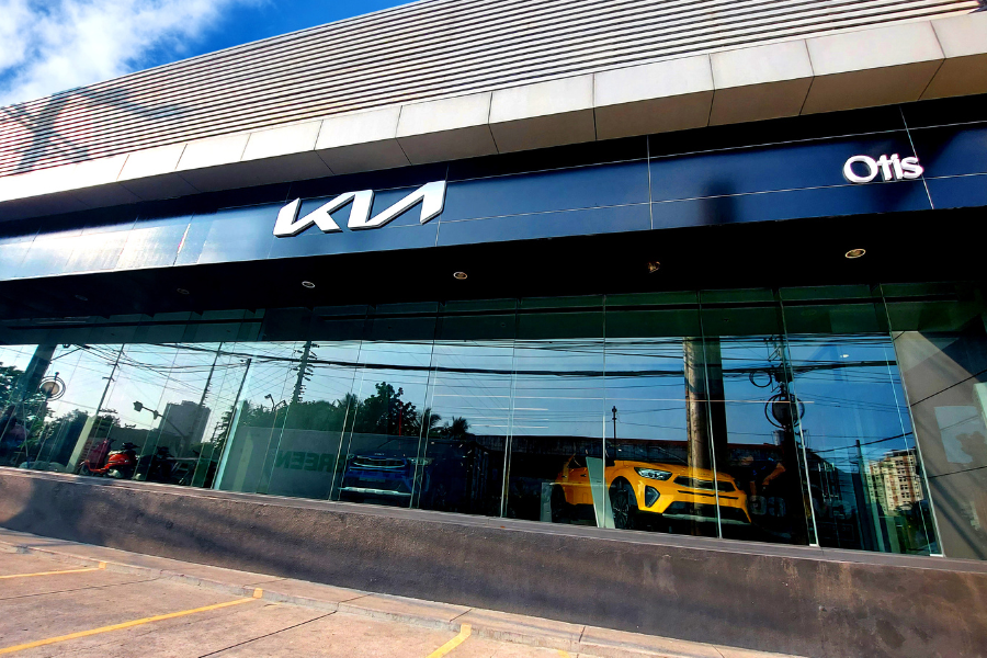 Kia PH strengthens presence in NCR with two new dealerships