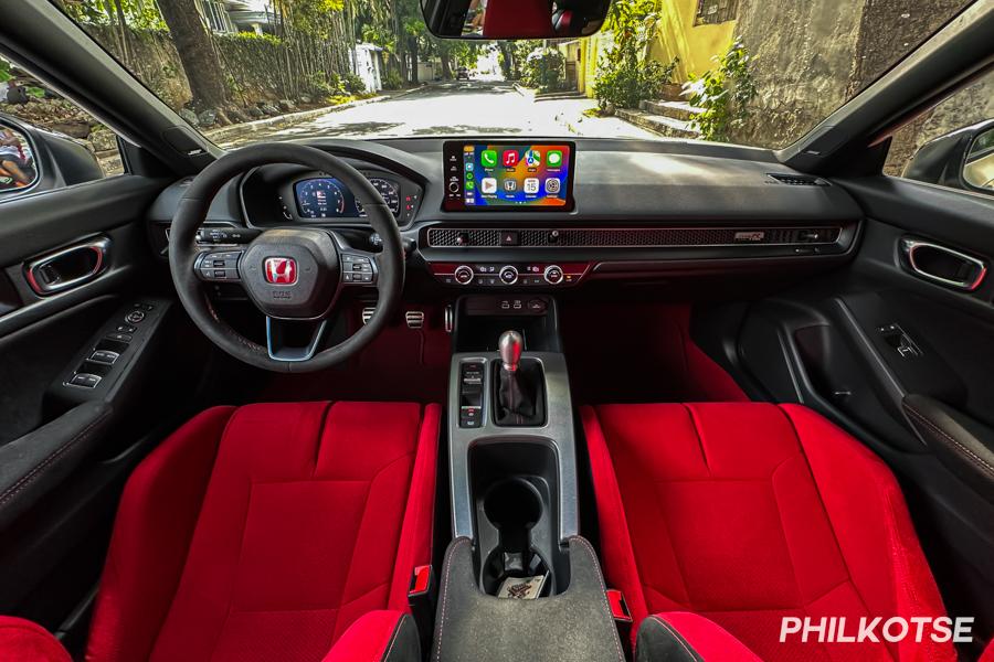 Picture of Civic Type R's front cabin
