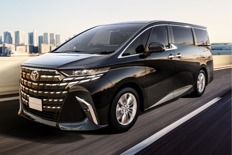 Next-gen 2024 Toyota Alphard debuts with new hybrid powertrain