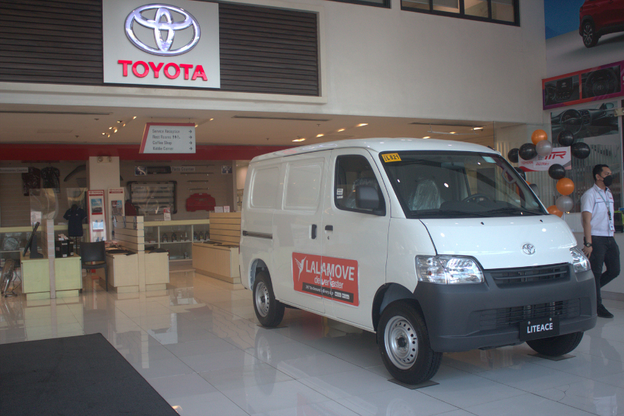 Toyota PH, Lalamove offer affordable pricing schemes on Lite Ace