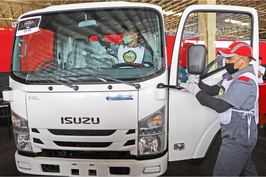 Isuzu Bulacan is Dealer Grand Champion in Isuzu’s 18th Skills Olympics