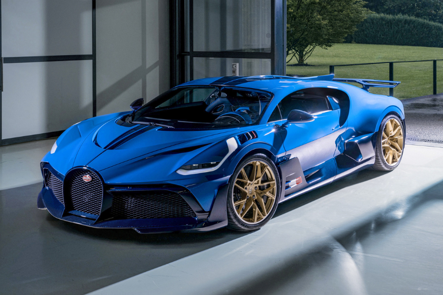 Bugatti to reveal next-generation electrified hypercar next year